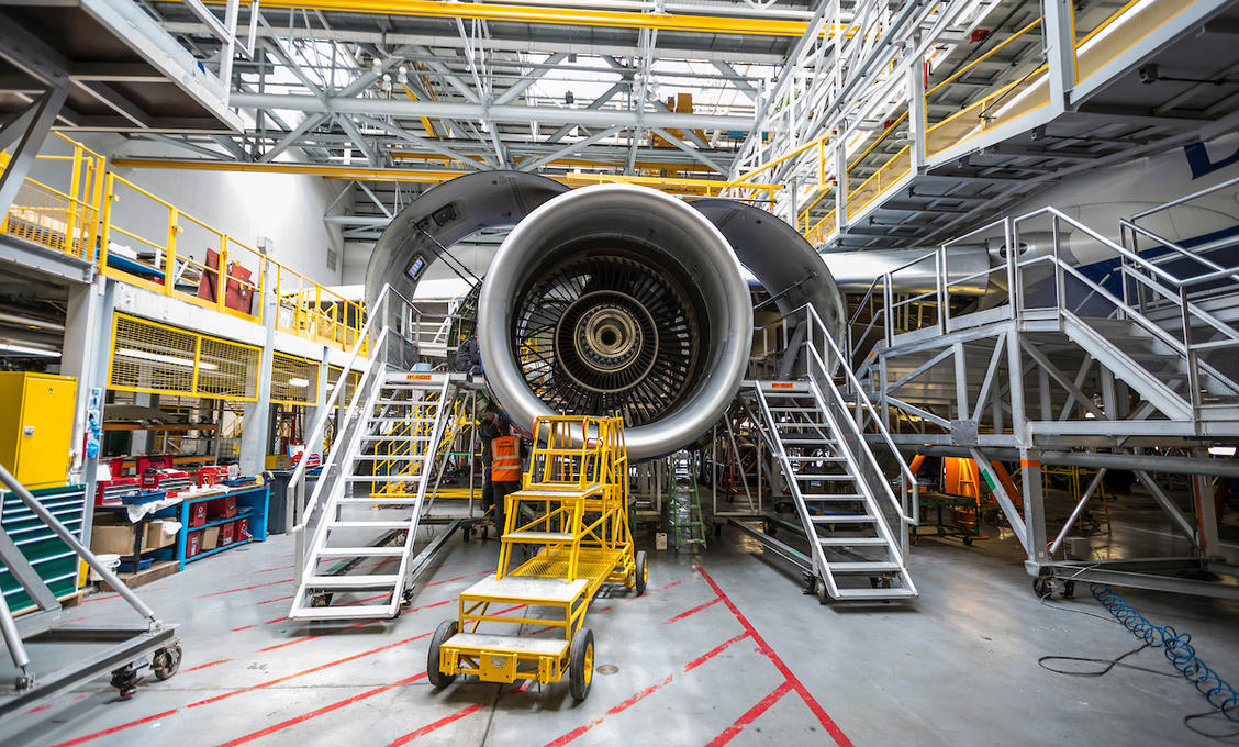 Como é feito a Segurança na manutenção próximo a Aviões